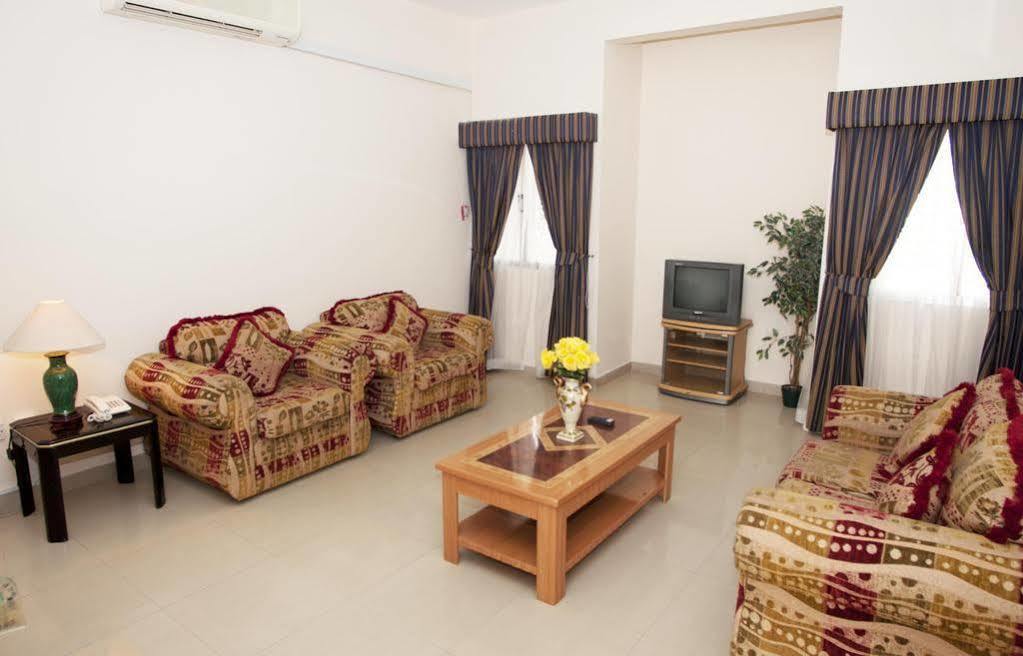 Nuzha Hotel Apartments Μουσκάτ Εξωτερικό φωτογραφία